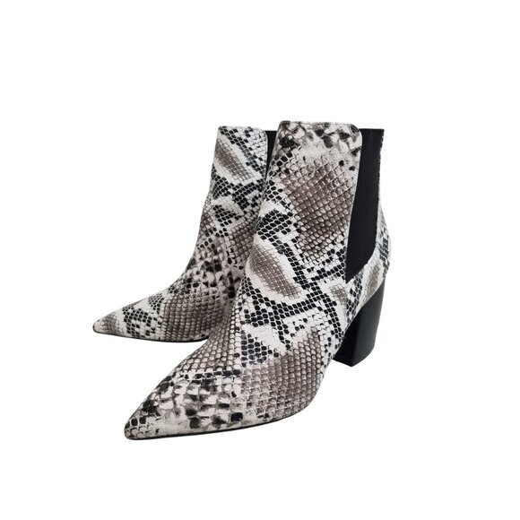 Simply Chic Gore‎ Booties in Snake Print - Size 9 - Picture 2 of 9